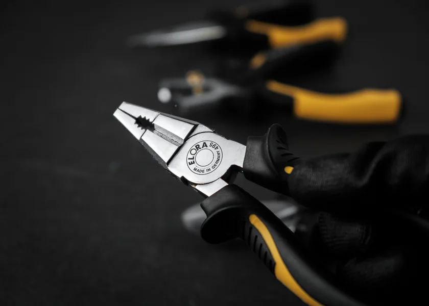 Pliers